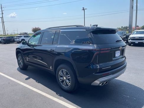 New 2026 Chevrolet Traverse LT w/ Driver Confidence Package image 24