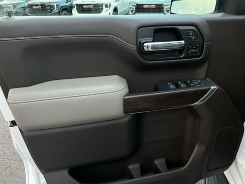 Used 2020 GMC Sierra 1500 SLT image 12