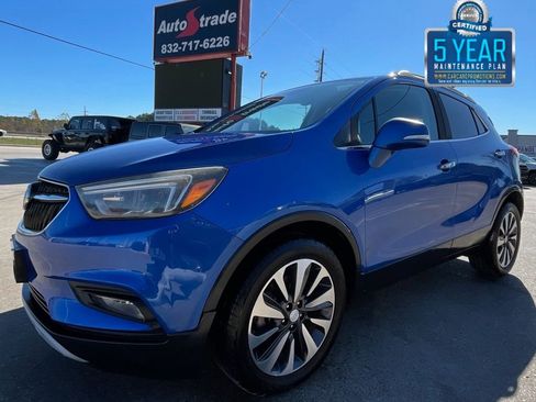 Used 2018 Buick Encore Essence image 1