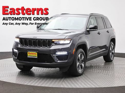 Used 2022 Jeep Grand Cherokee Limited 4xe w/ Luxury Tech Group II AWD/4WD image 1