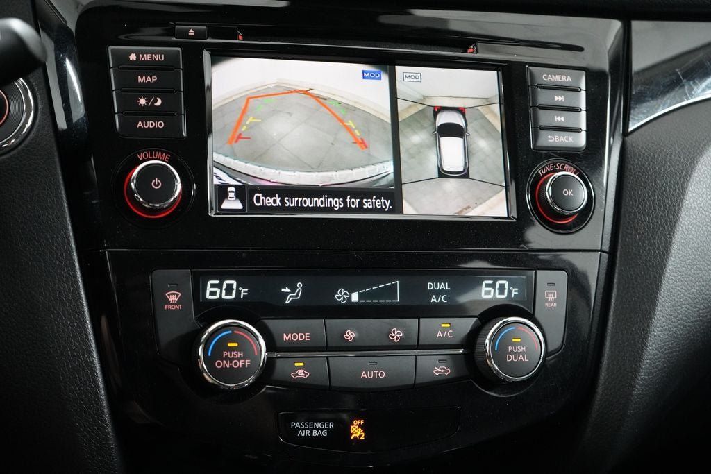 Used 2022 Nissan Rogue Sport SL AWD/4WD image 30