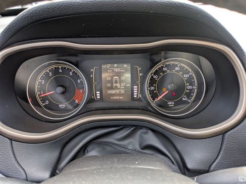 Used 2014 Jeep Cherokee Latitude w/ Comfort/Convenience Group image 30