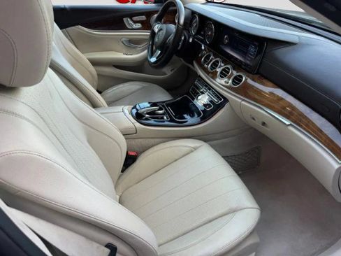 Used 2017 Mercedes-Benz E 300 4MATIC w/ Premium 1 Package image 23