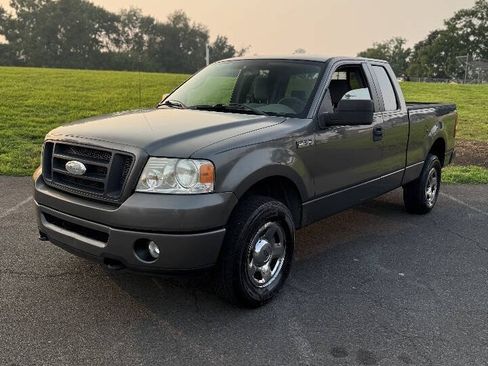 Used 2007 Ford F150 STX AWD/4WD image 3