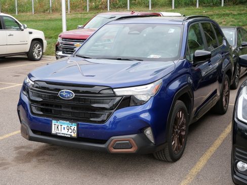 Used 2026 Subaru Forester Sport AWD/4WD image 3