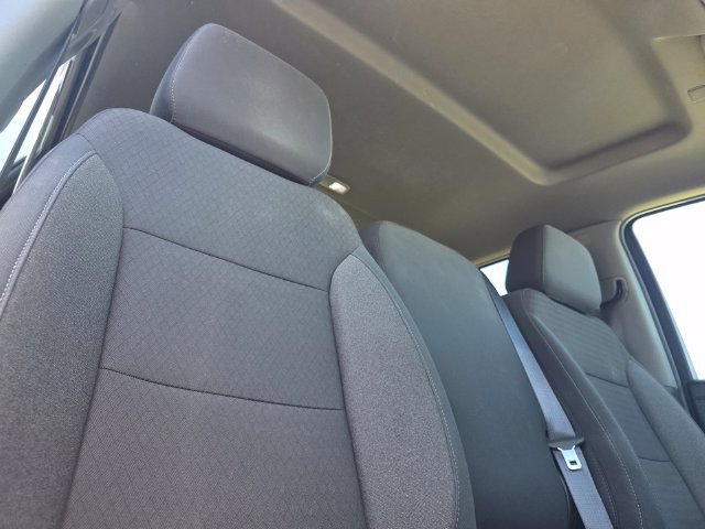 Used 2021 Chevrolet Silverado 1500 LT RWD image 16