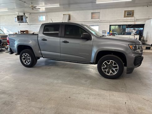 Used 2022 Chevrolet Colorado W/T w/ WT Convenience Package image 5