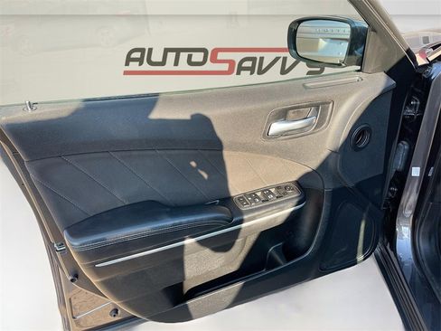 Used 2022 Dodge Charger SXT image 17