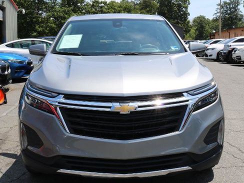 Used 2023 Chevrolet Equinox LT FWD image 2