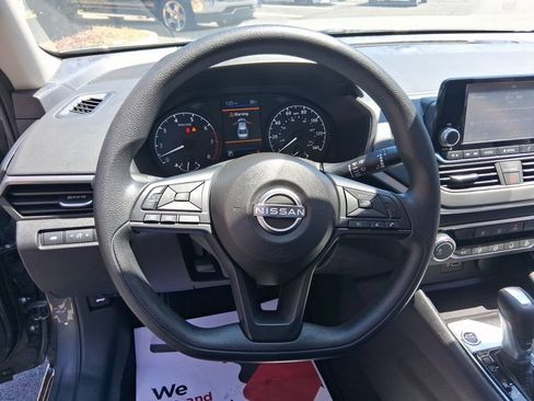 Used 2023 Nissan Altima 2.5 S FWD image 15