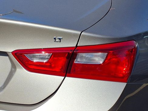 Used 2024 Chevrolet Malibu LT image 24