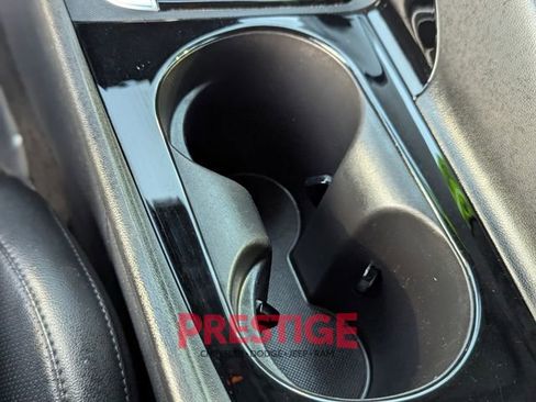 Used 2024 Hyundai Elantra Limited image 22