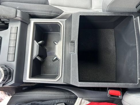 Certified 2026 Toyota Tacoma SR5 AWD/4WD image 23