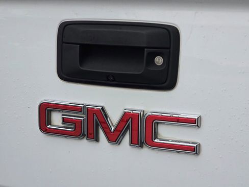 Used 2016 GMC Canyon SLT w/ Trailering Package image 13