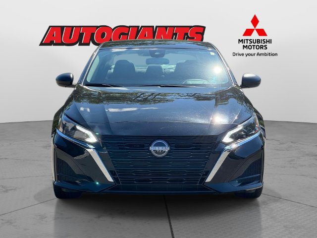 Used 2025 Nissan Altima 2.5 SV FWD image 8