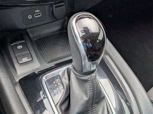 Used 2019 Nissan Rogue Sport SV w/ Technology Package image 29