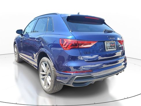 New 2025 Audi Q3 2.0T Premium image 3