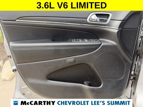 Used 2019 Jeep Grand Cherokee Limited AWD/4WD image 47