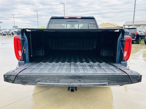 Used 2020 GMC Sierra 1500 SLT w/ SLT Premium Package AWD/4WD image 29