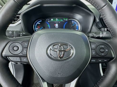 Used 2025 Toyota RAV4 XLE Premium w/ Weather Package image 16