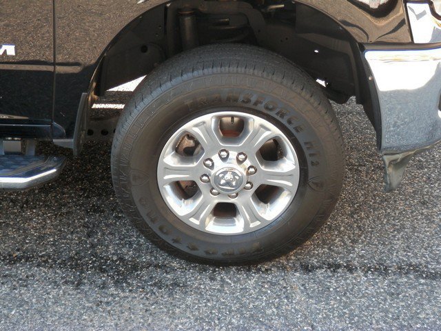 Used 2024 RAM 2500 Big Horn AWD/4WD image 10