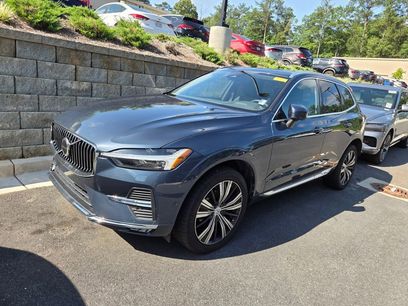Used 2023 Volvo XC60 B5 Plus w/ Climate Package