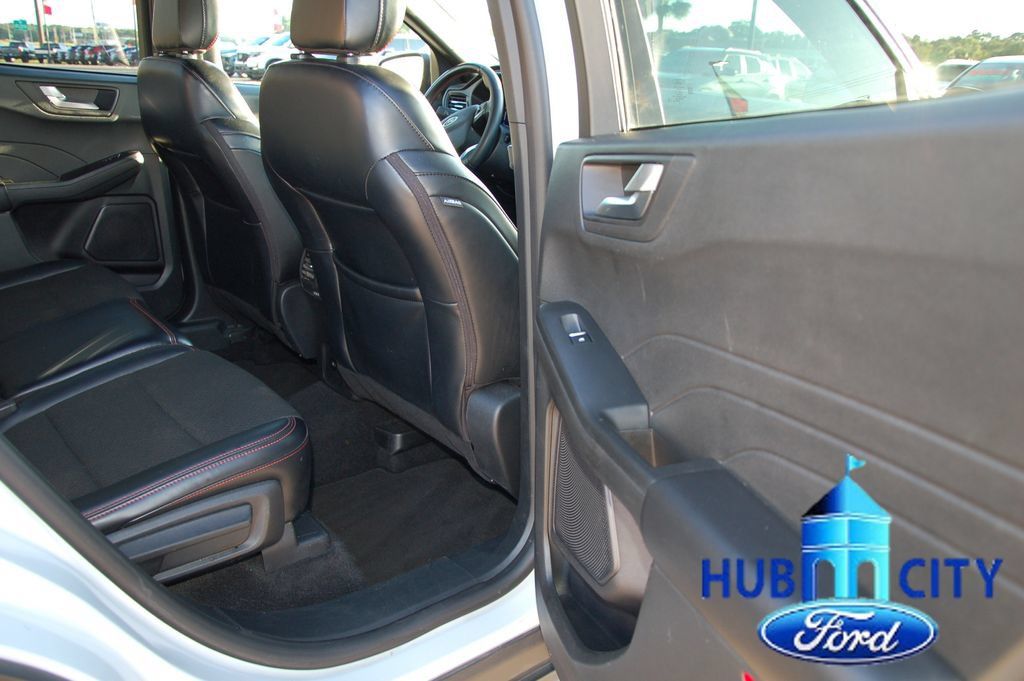 Used 2025 Ford Escape ST-Line FWD image 15