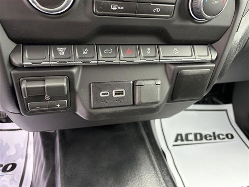 Used 2015 Buick Encore Premium w/ Experience Buick Package image 27