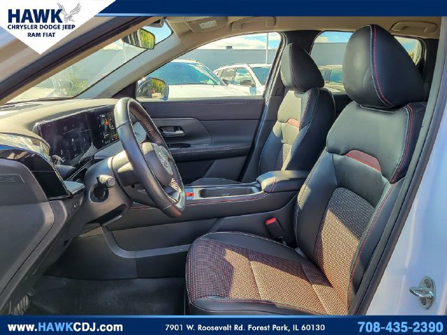 Used 2026 Nissan Kicks SR w/ Cold Weather Package AWD/4WD image 8