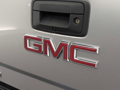 Used 2019 GMC Sierra 2500 Denali AWD/4WD image 14