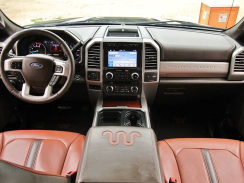 Used 2019 Ford F350 King Ranch w/ King Ranch Ultimate Package AWD/4WD image 47