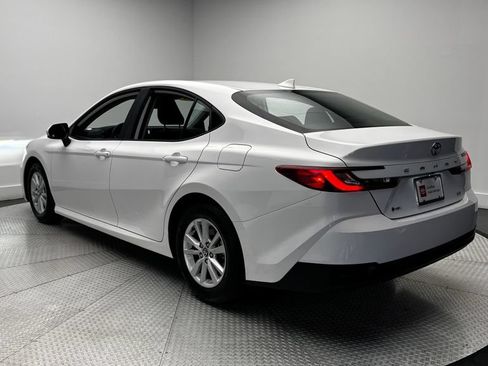 Used 2026 Toyota Camry LE FWD image 26