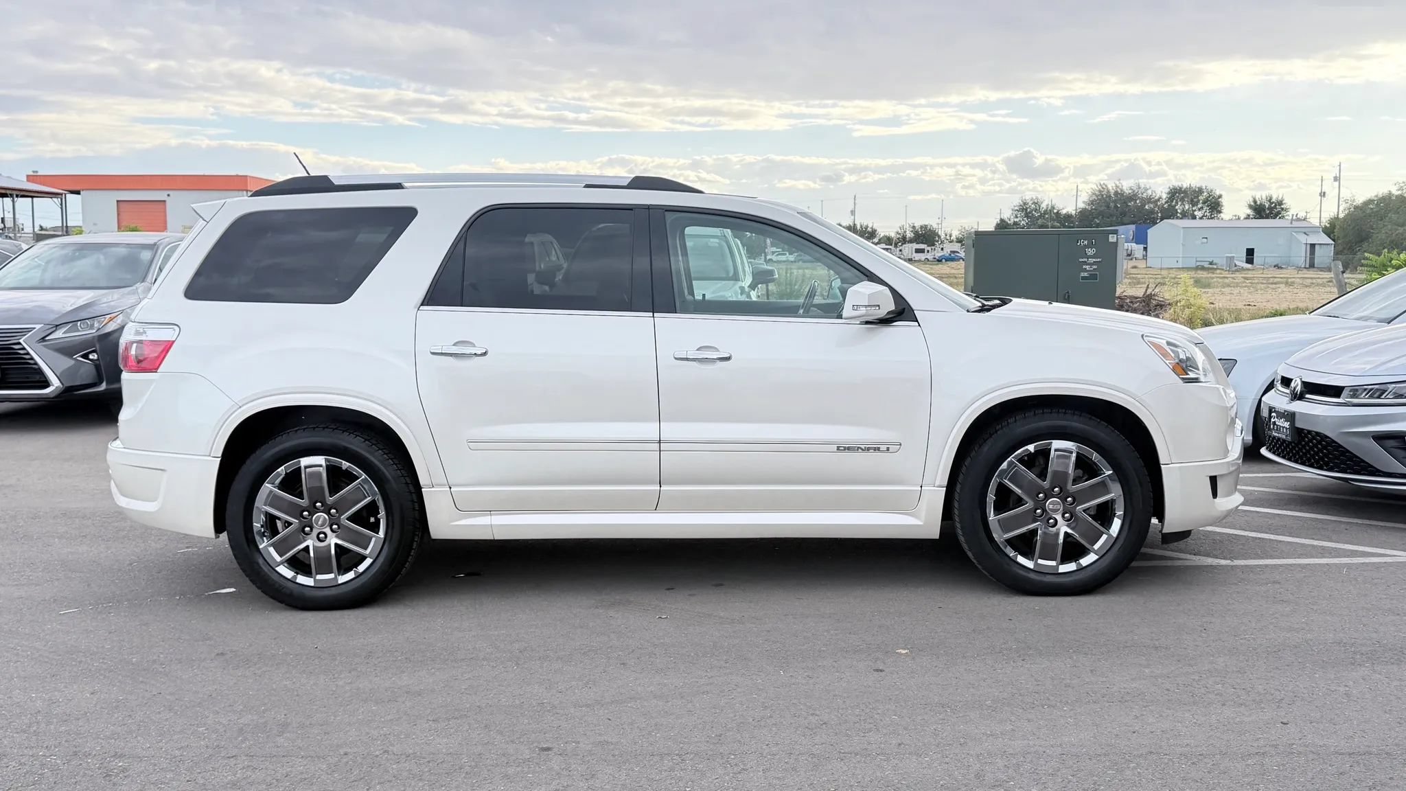 Used 2012 GMC Acadia Denali AWD/4WD image 10