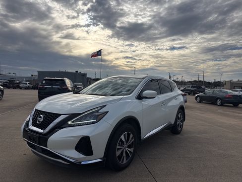 Certified 2022 Nissan Murano S w/ Cargo Package image 3