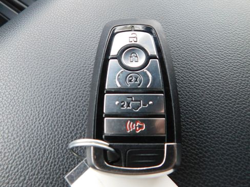 Used 2025 Ford F150 XLT w/ Equipment Group 302A MID image 25