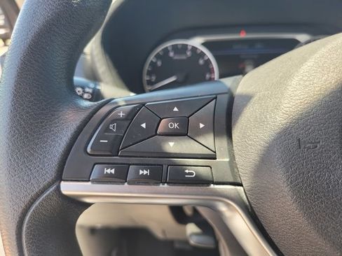 Certified 2024 Nissan Sentra SV FWD image 28