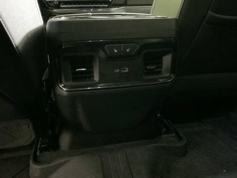 Used 2024 Chevrolet Silverado 1500 ZR2 w/ Technology Package AWD/4WD image 27