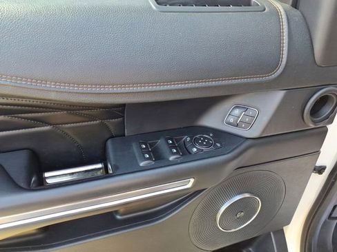 Used 2018 Ford Expedition Platinum image 13