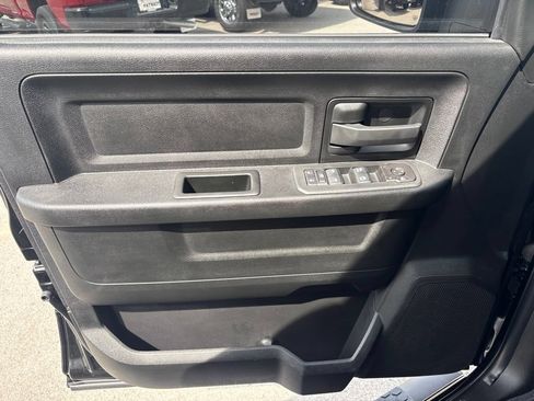 New 2026 RAM 3500 Tradesman AWD/4WD image 40