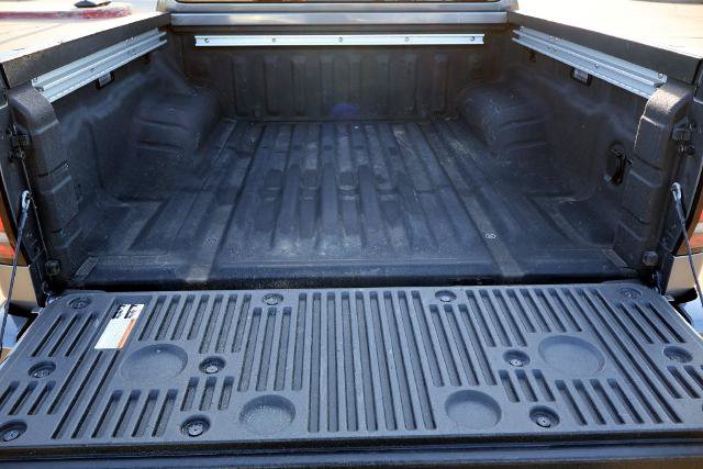 Certified 2025 Nissan Frontier SV w/ SV Convenience Package RWD image 8
