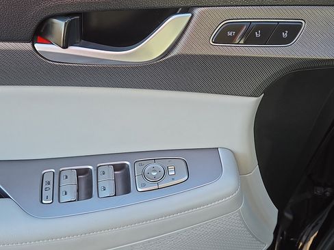Used 2024 Hyundai Palisade SEL w/ Premium Package FWD image 10