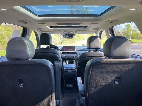 Used 2022 Kia Telluride SX w/ SX Prestige Package AWD/4WD image 19