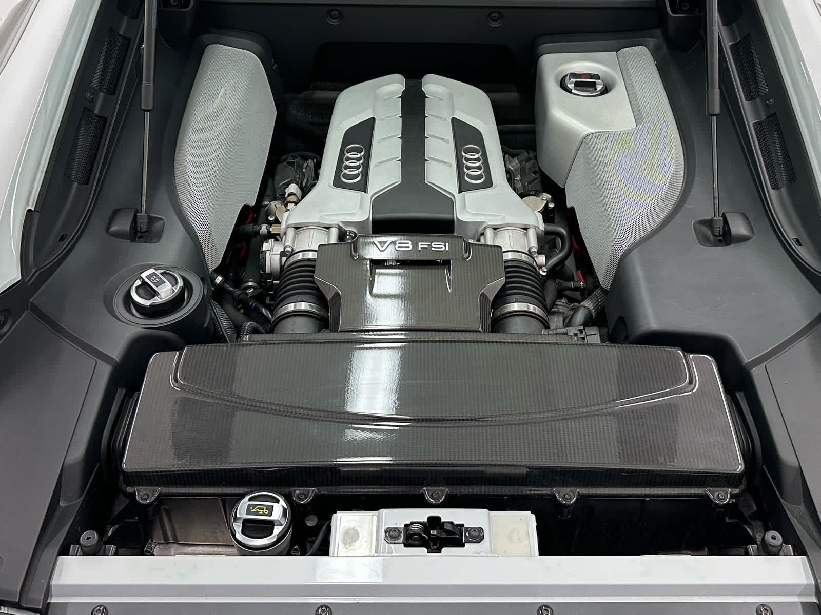 Used 2015 Audi R8 V8 AWD/4WD image 31