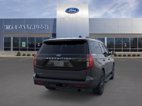 New 2026 Ford Expedition Active AWD/4WD image 8
