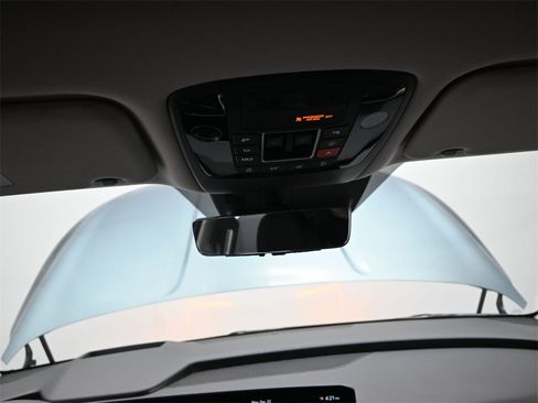 New 2026 Kia Carnival SX Prestige image 32