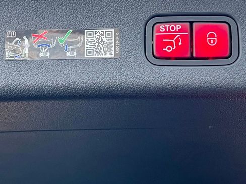 Certified 2026 Mercedes-Benz GLC 300 4MATIC image 42