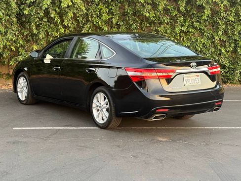 Used 2015 Toyota Avalon XLE FWD image 5