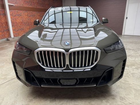 Certified 2024 BMW X5 xDrive40i w/ M Sport Package image 8
