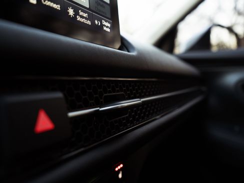 Used 2024 Honda HR-V EX-L image 33