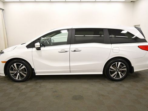 Used 2024 Honda Odyssey Touring image 4
